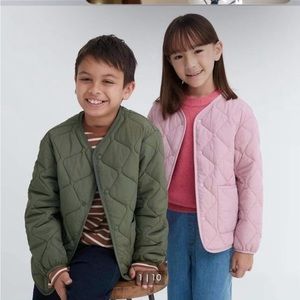 Uniqlo girls jacket, size 140 (9-10 y), color pink, good condition, barely worn